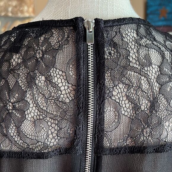 Express Women's Lace Color Block Print Shirt Dress Size Medium Black Red - Picture 10 of 13